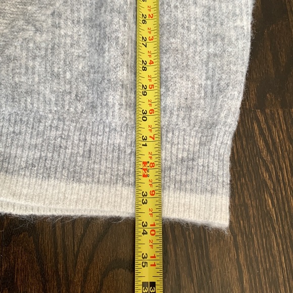 Thyme Maternity NWT Grey Turtle Neck or Cowl neck Sweater size 3X - Picture 8 of 9